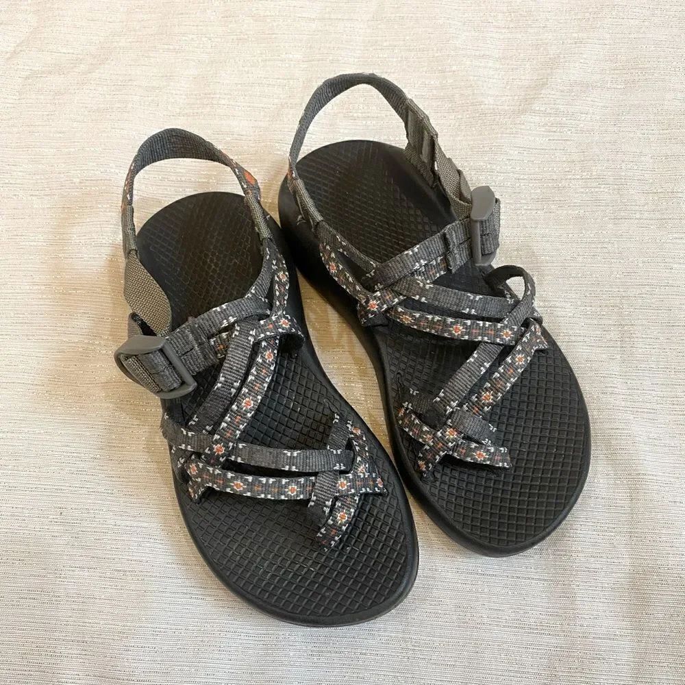 Chaco ZX/2 Classic Creed Golden Sandals Women Size 5
